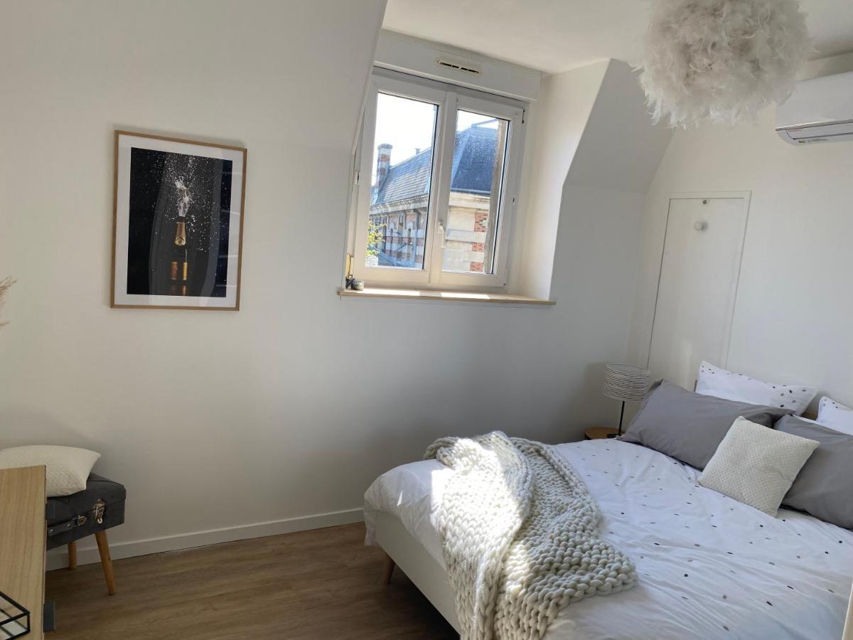 L'Elegant: 80M2 Vue Sur Vignoble Au Centre D'Epernay!! Lägenhet Exteriör bild
